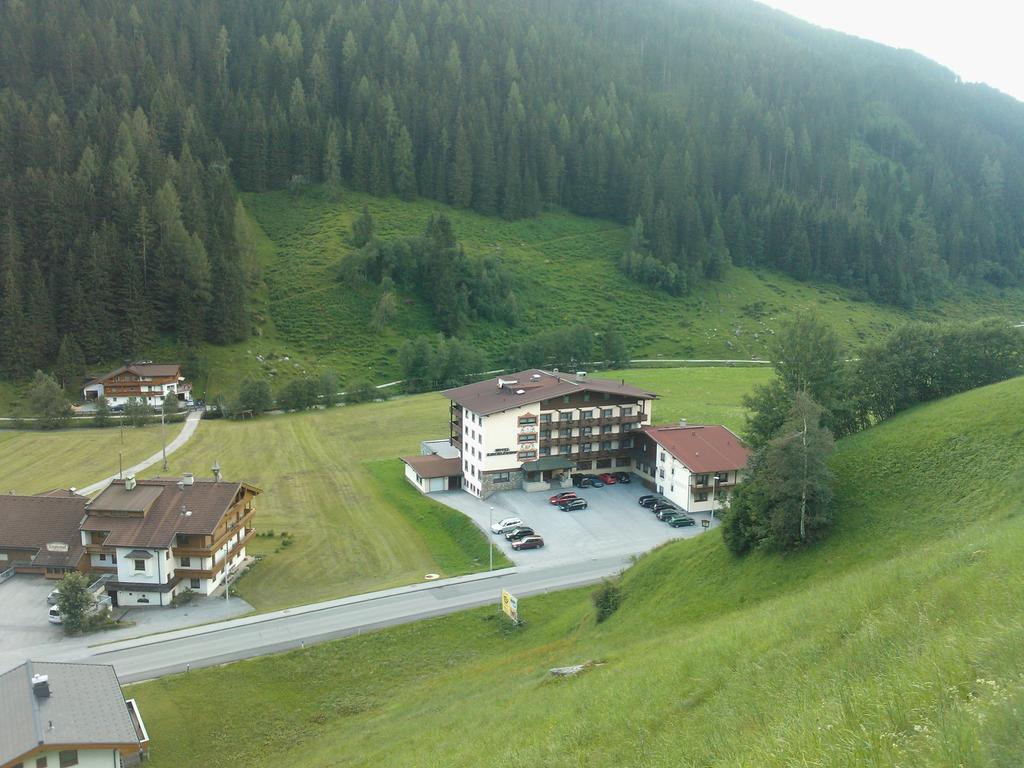 Hotel Kirchlerhof Tux Ngoại thất bức ảnh